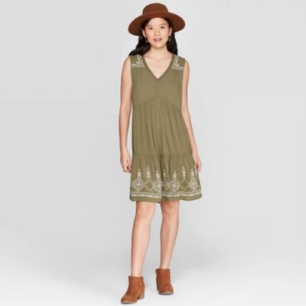 Knox Rose Size XXL Embroidered Dress